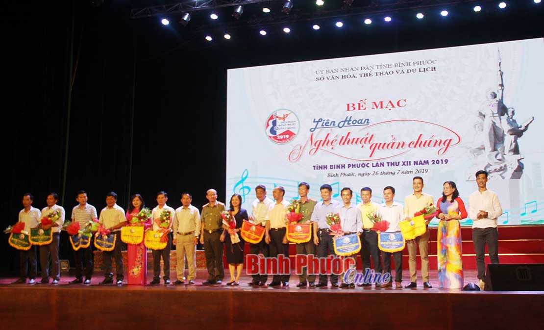 Bế mạc liên hoan nghệ thuật quần chúng toàn tỉnh năm 2019 Bế mạc liên hoan nghệ thuật quần chúng toàn tỉnh năm 2019