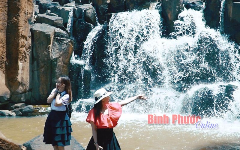 Bù Đăng: Những điểm đến say lòng du khách Bù Đăng: Những điểm đến say lòng du khách