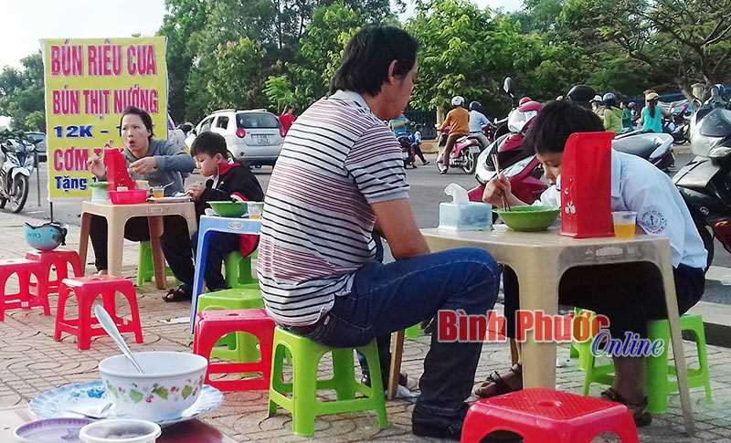 Bữa sáng cho trẻ: Đừng no là chính Bữa sáng cho trẻ: Đừng no là chính