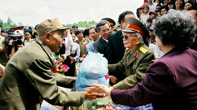 bucanhchuacongbo3.jpg