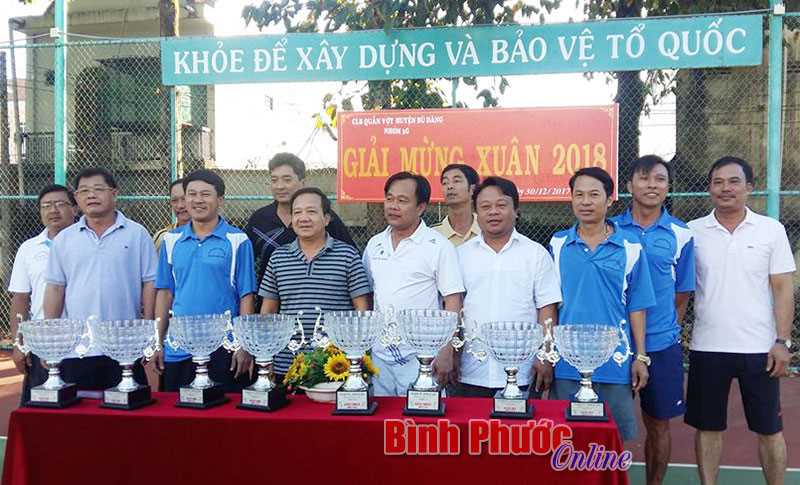 Bù Đăng tổ chức giải quần vợt “Mừng xuân 2018” Bù Đăng tổ chức giải quần vợt “Mừng xuân 2018”