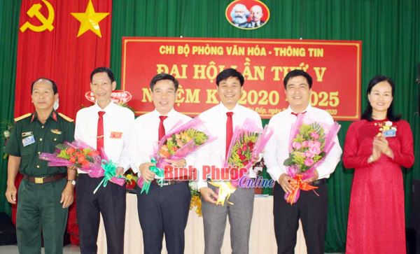 Đại hội chi bộ điểm Phòng Văn hóa - Thông tin huyện Bù Đốp Đại hội chi bộ điểm Phòng Văn hóa - Thông tin huyện Bù Đốp