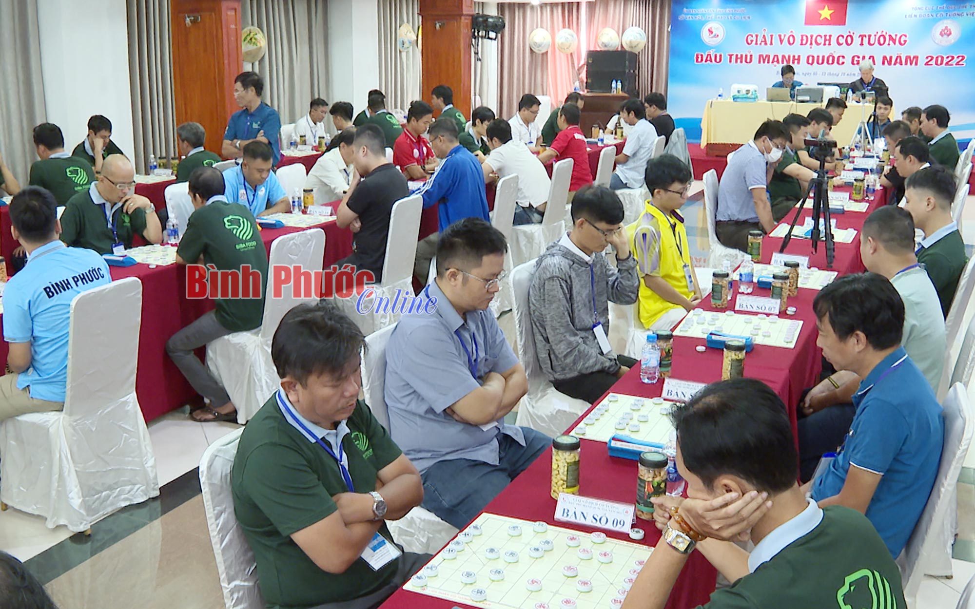 cac_ky_thu_buoc_vao_tranh_tai_1_10050206102022.jpg