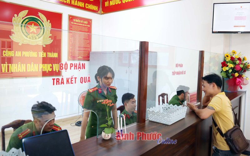 Cải cách hành chính - Vì nhân dân phục vụ