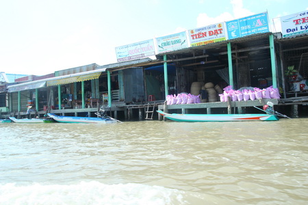 camau204042014105904.JPG