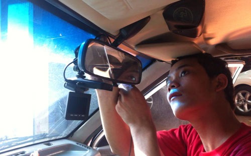 camera-e33cb.jpg