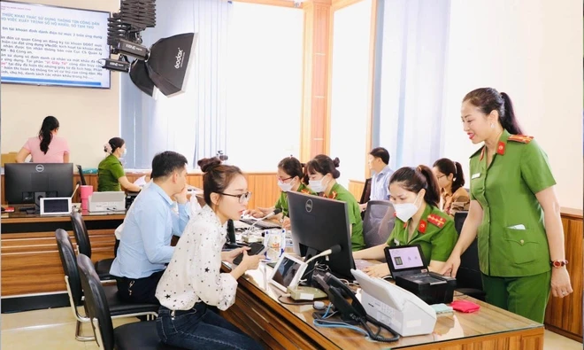 can_cuoc_cong_dan_3_5098_08390307122023.jpg