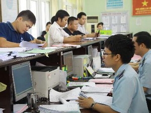 Tăng thẩm quyền cho hải quan trong xử lý vi phạm về XNK