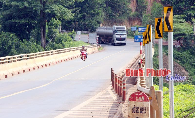 Vẫn chưa khắc phục “điểm đen” TNGT trên cầu 38 Vẫn chưa khắc phục “điểm đen” TNGT trên cầu 38