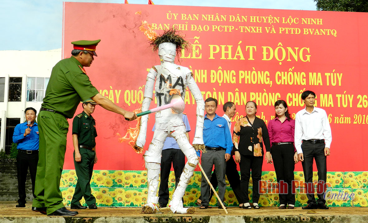 Lộc Ninh phát động Tháng hành động phòng, chống ma túy năm 2016 Lộc Ninh phát động Tháng hành động phòng, chống ma túy năm 2016
