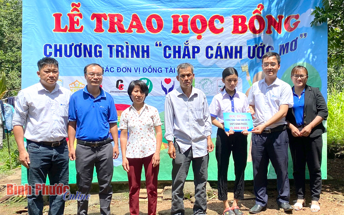 ccum_nguyen_thi_huong_6_09084720082022.jpg