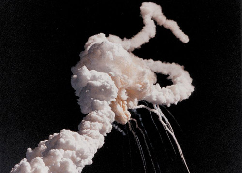 challenger-explosion-8934-141464447230102014050914.jpg