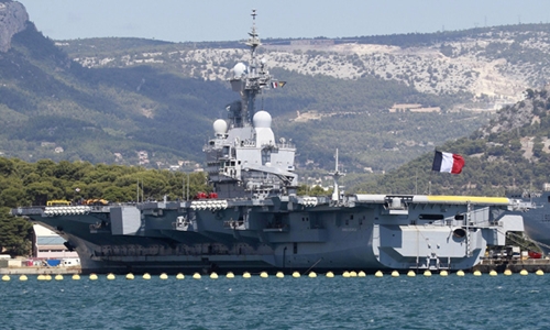 charles-de-gaulle-si-2415-142467749324022015041108.jpg