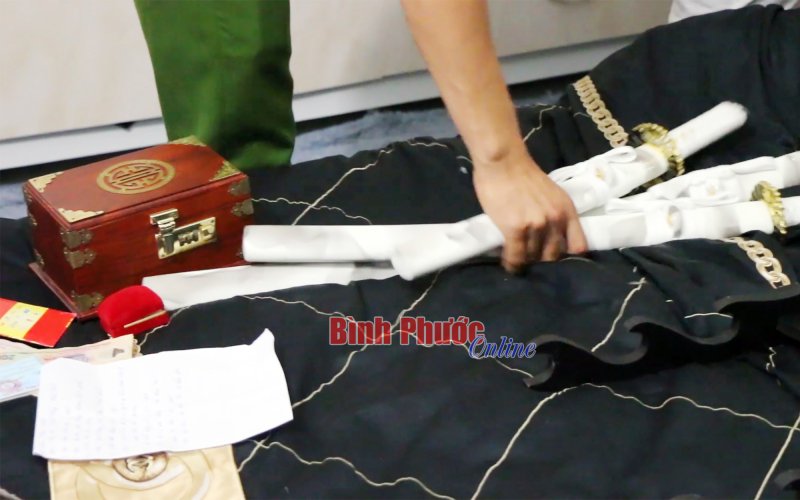 Chặt đứt “vòi bạch tuộc” tín dụng đen