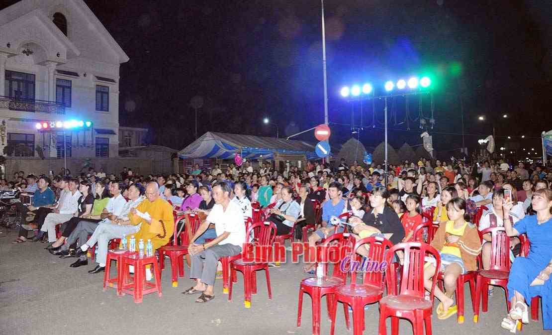 Hơn 20 ngàn vé ẩm thực chay gây quỹ xây nhà tình thương Hơn 20 ngàn vé ẩm thực chay gây quỹ xây nhà tình thương