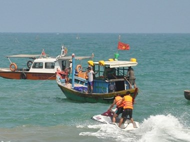 3 cán bộ Sở Công Thương chết đuối và mất tích khi tắm biển
