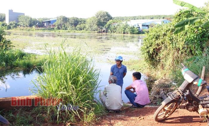 Ngủ trưa dậy, mẹ đau lòng khi 2 con ruột chết đuối thương tâm Ngủ trưa dậy, mẹ đau lòng khi 2 con ruột chết đuối thương tâm