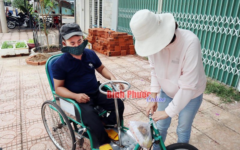 Chia sẻ yêu thương trong ngày dịch Chia sẻ yêu thương trong ngày dịch
