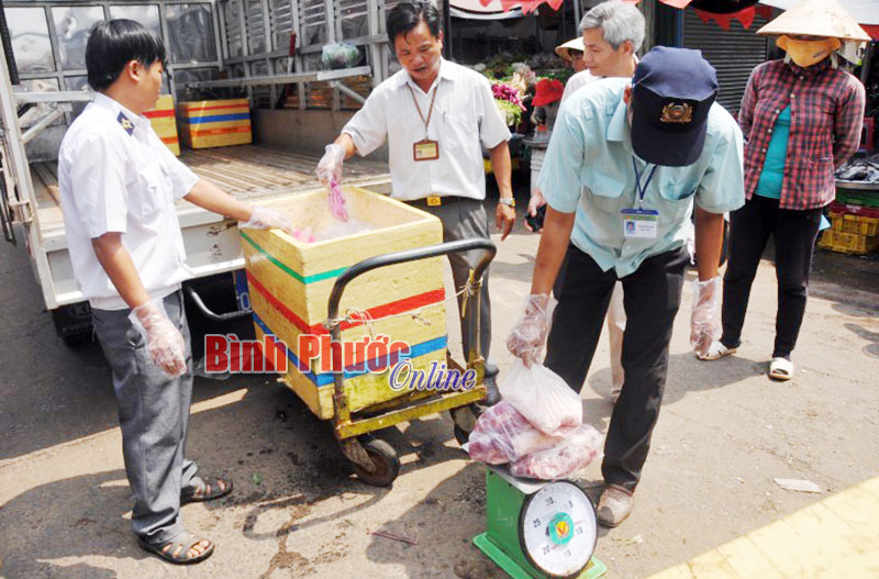 Chi cục An toàn vệ sinh thực phẩm triển khai 3 bước chống ngộ độc thực phẩm Chi cục An toàn vệ sinh thực phẩm triển khai 3 bước chống ngộ độc thực phẩm