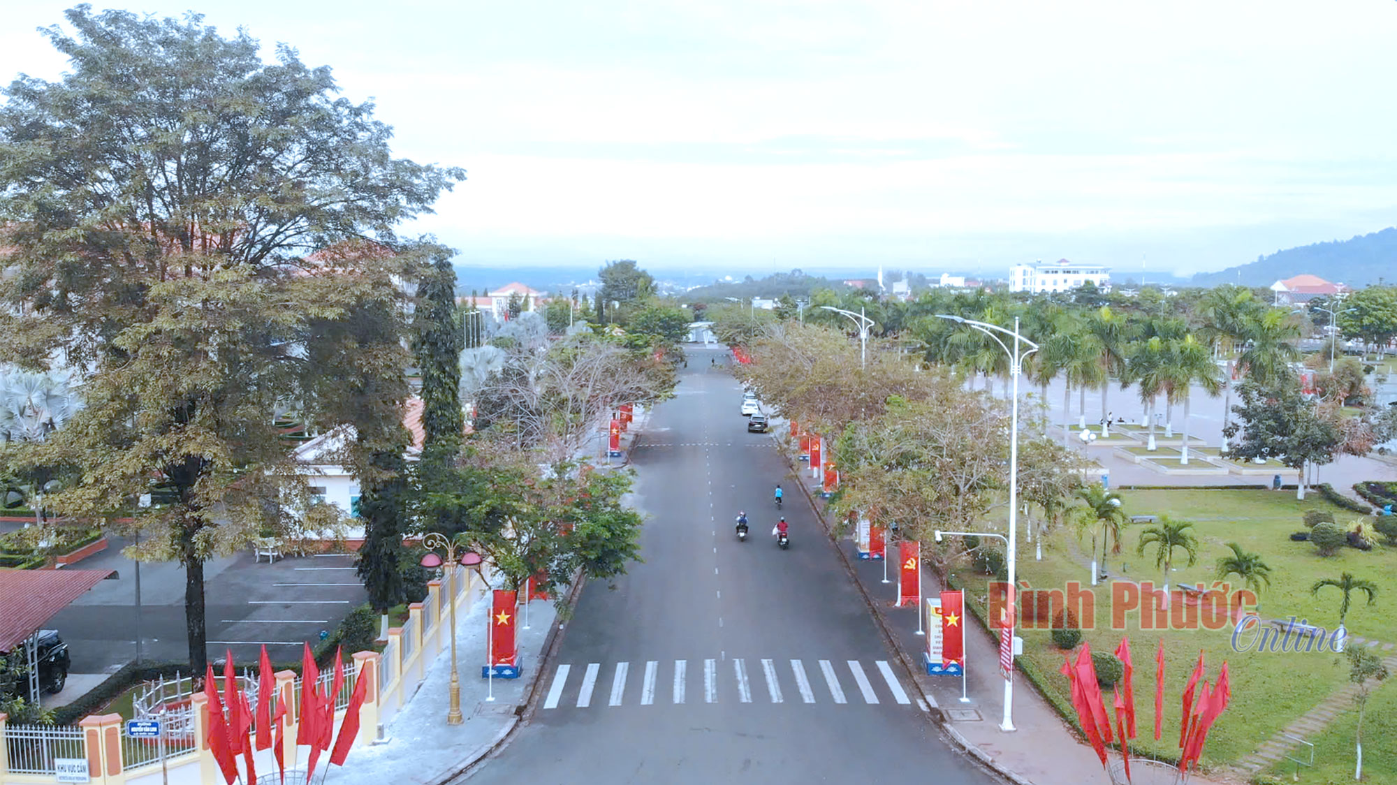 Chinh phục đỉnh cao Bà Rá