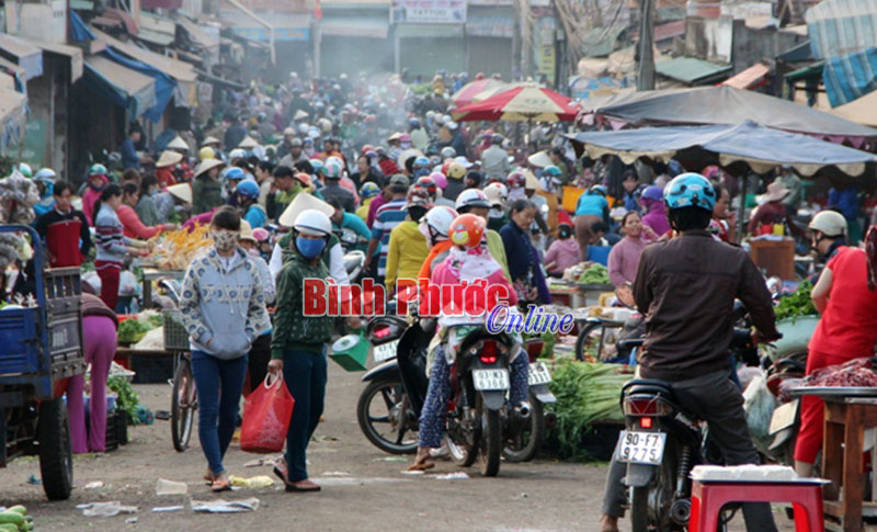 Thị xã Đồng Xoài: Nhiều hàng quán đã hoạt động trở lại Thị xã Đồng Xoài: Nhiều hàng quán đã hoạt động trở lại
