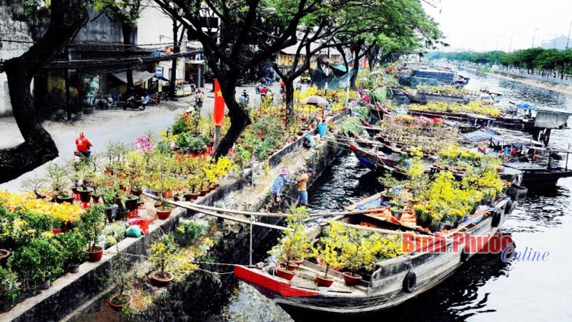 Chợ xuân “Trên bến dưới thuyền” Chợ xuân “Trên bến dưới thuyền”