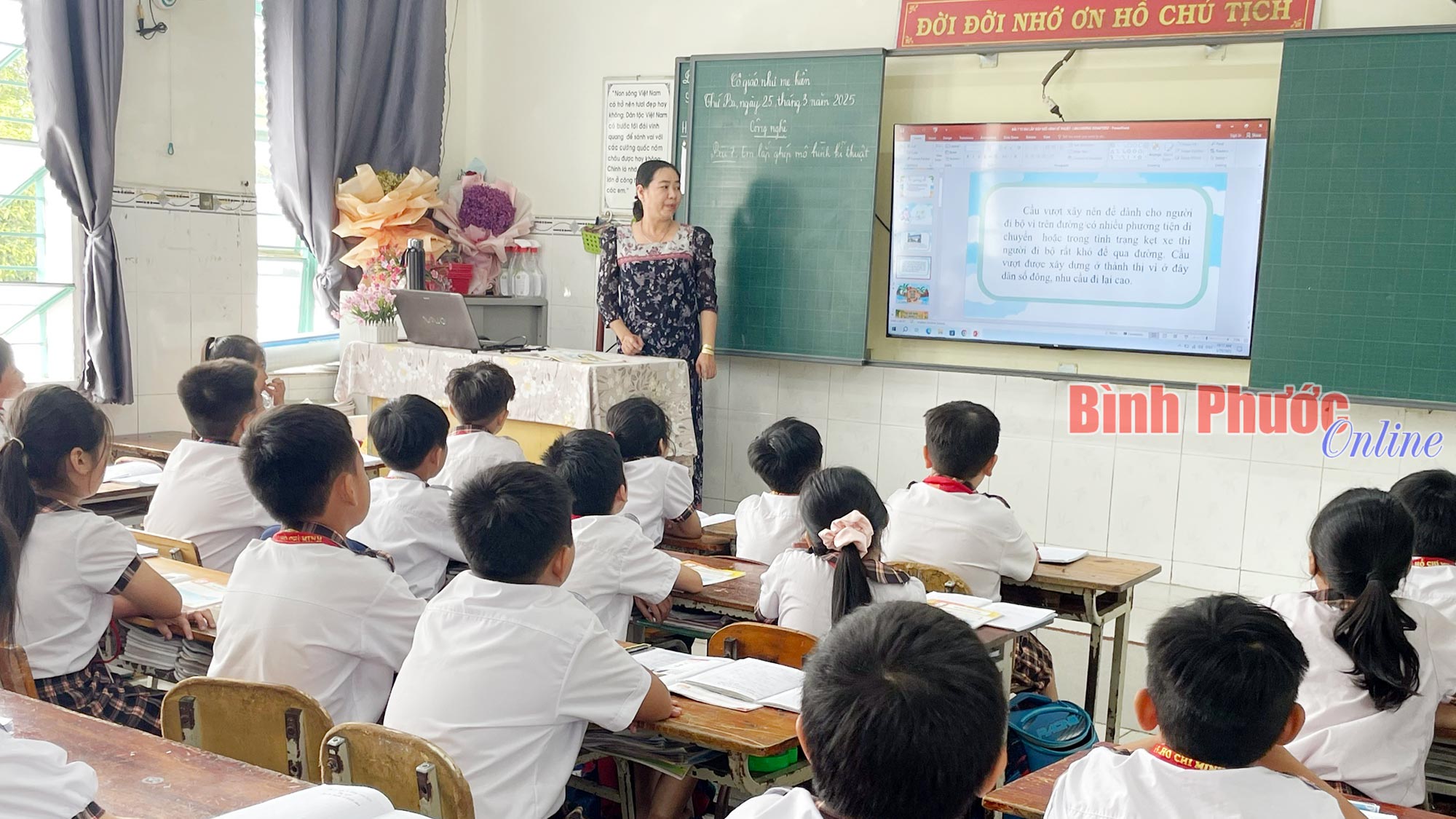 Chơn Thành bứt phá trong kỷ nguyên số Chơn Thành bứt phá trong kỷ nguyên số