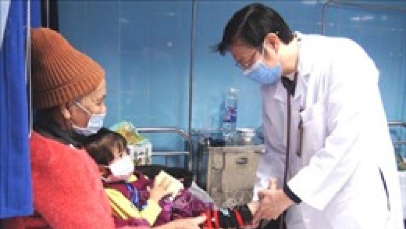 Chủ động chống rét cho người bệnh Chủ động chống rét cho người bệnh