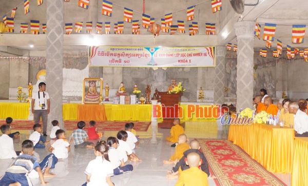 Chùa Sóc Lớn khai giảng lớp học chữ Khmer năm 2020 Chùa Sóc Lớn khai giảng lớp học chữ Khmer năm 2020