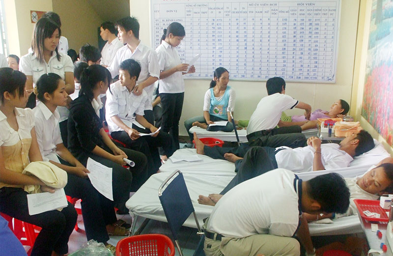 Thêm 4 nhà chữ thập đỏ tặng hộ nghèo, khó khăn Thêm 4 nhà chữ thập đỏ tặng hộ nghèo, khó khăn