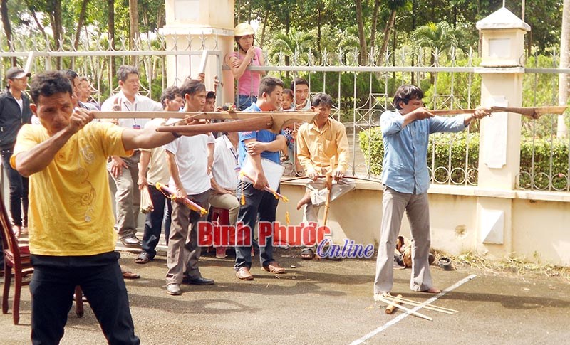 Chú trọng phát triển môn thể thao bắn nỏ Chú trọng phát triển môn thể thao bắn nỏ