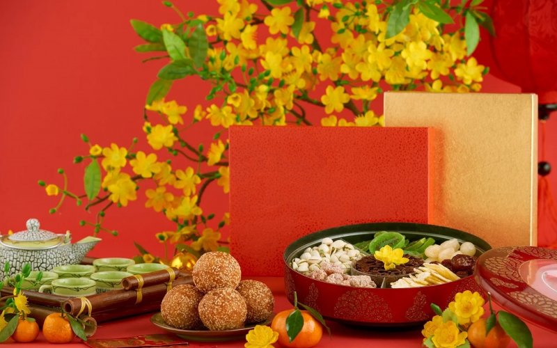 Con đừng về lúc này...!