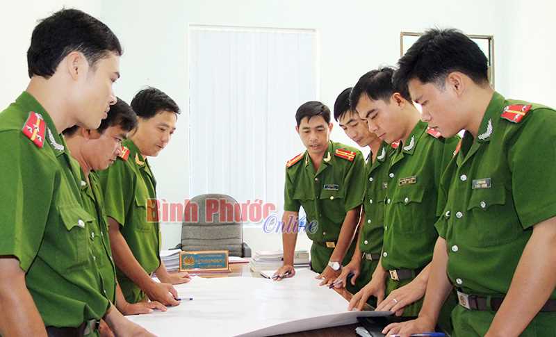 Lực lượng Công an tỉnh: Duy trì 5.287 tổ an ninh nhân dân Lực lượng Công an tỉnh: Duy trì 5.287 tổ an ninh nhân dân