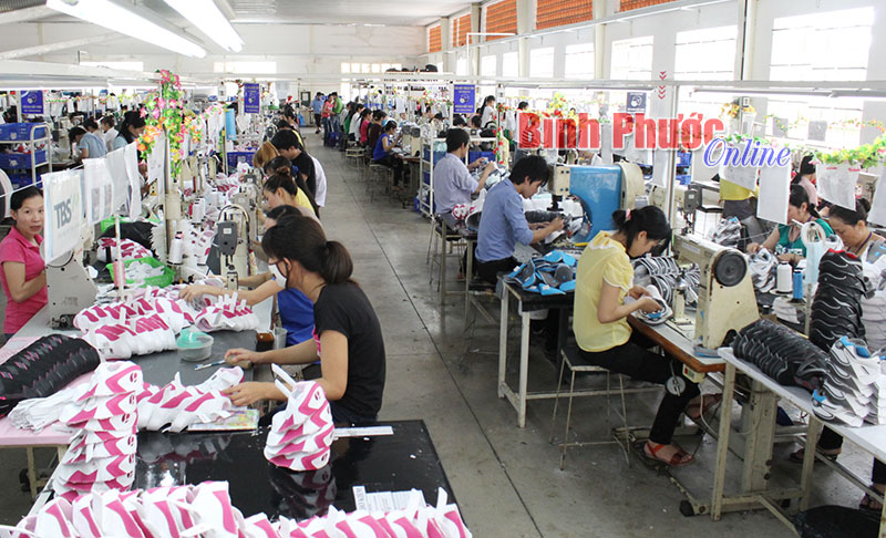 Thu ngân sách ước thực hiện 3.570 tỷ đồng Thu ngân sách ước thực hiện 3.570 tỷ đồng