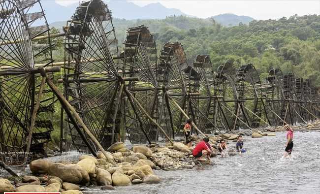 Cọn nước Nà Khương - điểm dừng chân tuyệt vời của Tây Bắc Cọn nước Nà Khương - điểm dừng chân tuyệt vời của Tây Bắc