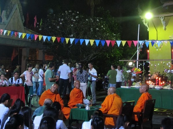 cung_trang3.jpg