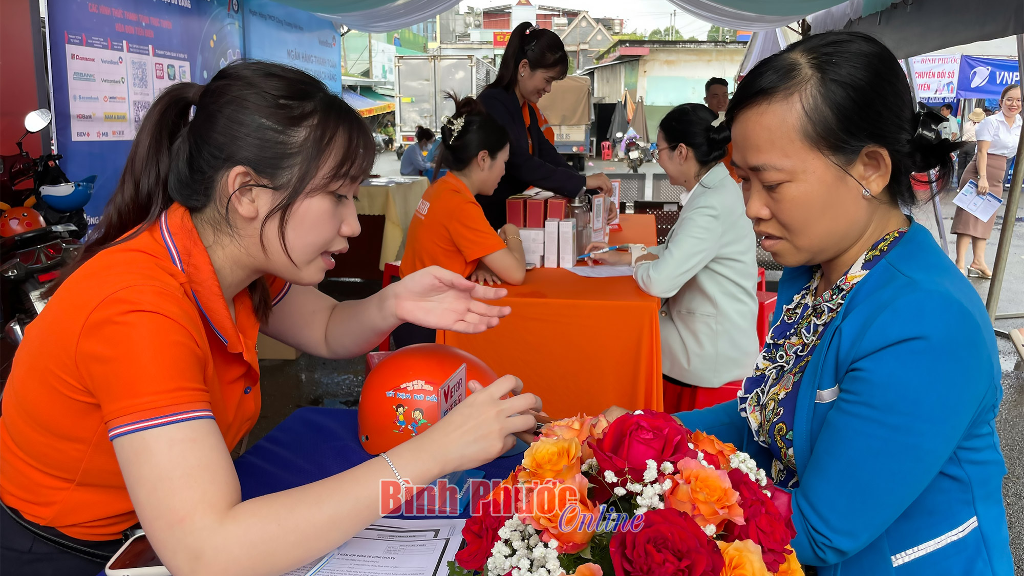 Cuộc chiến trên không gian mạng