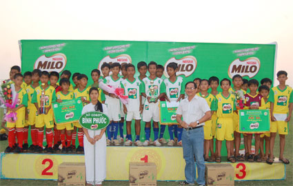 Giải bóng đá Cúp Milo-2011: Bình Phước vào vòng chung kết Giải bóng đá Cúp Milo-2011: Bình Phước vào vòng chung kết
