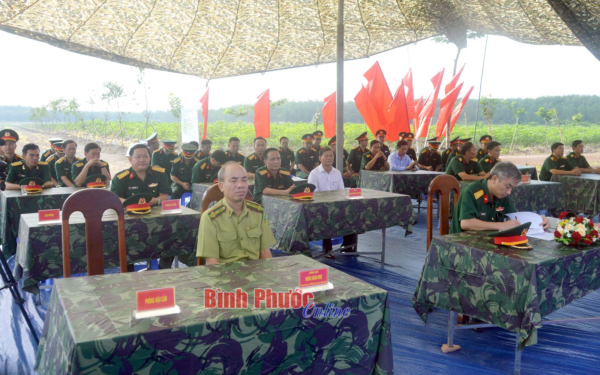 dai_dien_cac_don_vi_du_le_14413519052023.jpg