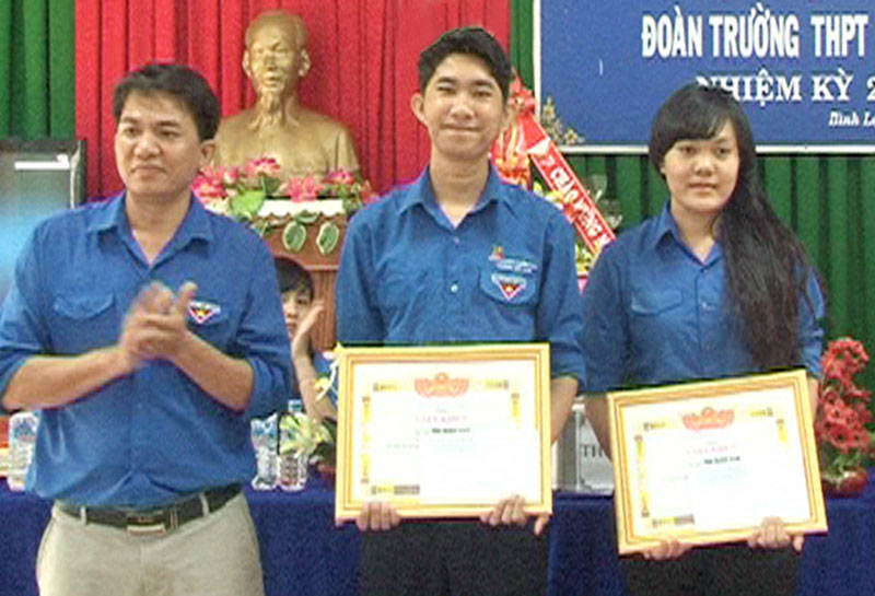 Đại hội điểm Đoàn khối trường học thị xã Bình Long Đại hội điểm Đoàn khối trường học thị xã Bình Long