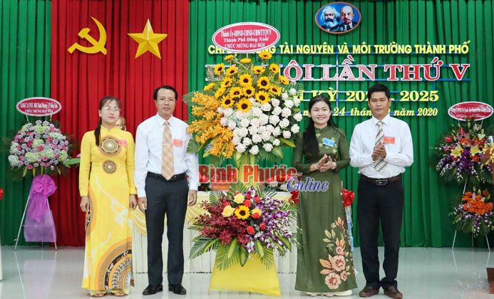 Đại hội điểm Chi bộ phòng Tài nguyên và Môi trường