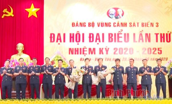 Thiếu tướng Đỗ Hồng Đó tái cử Bí thư Đảng ủy Vùng Cảnh sát biển 3 Thiếu tướng Đỗ Hồng Đó tái cử Bí thư Đảng ủy Vùng Cảnh sát biển 3