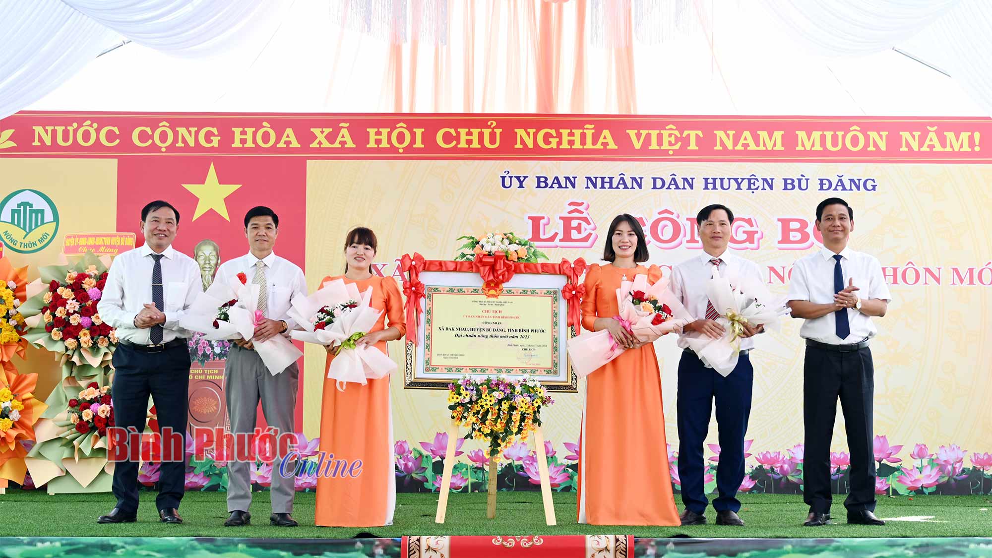 Đắk Nhau đạt chuẩn xã nông thôn mới