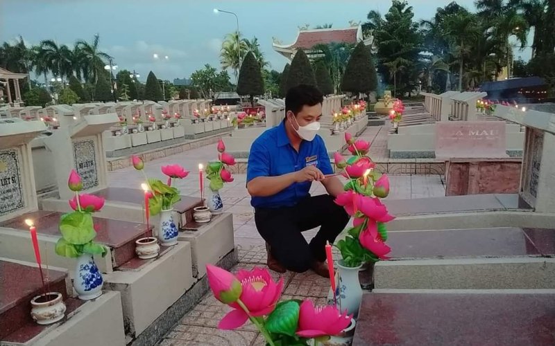 Đậm tình nghĩa cử tri ân