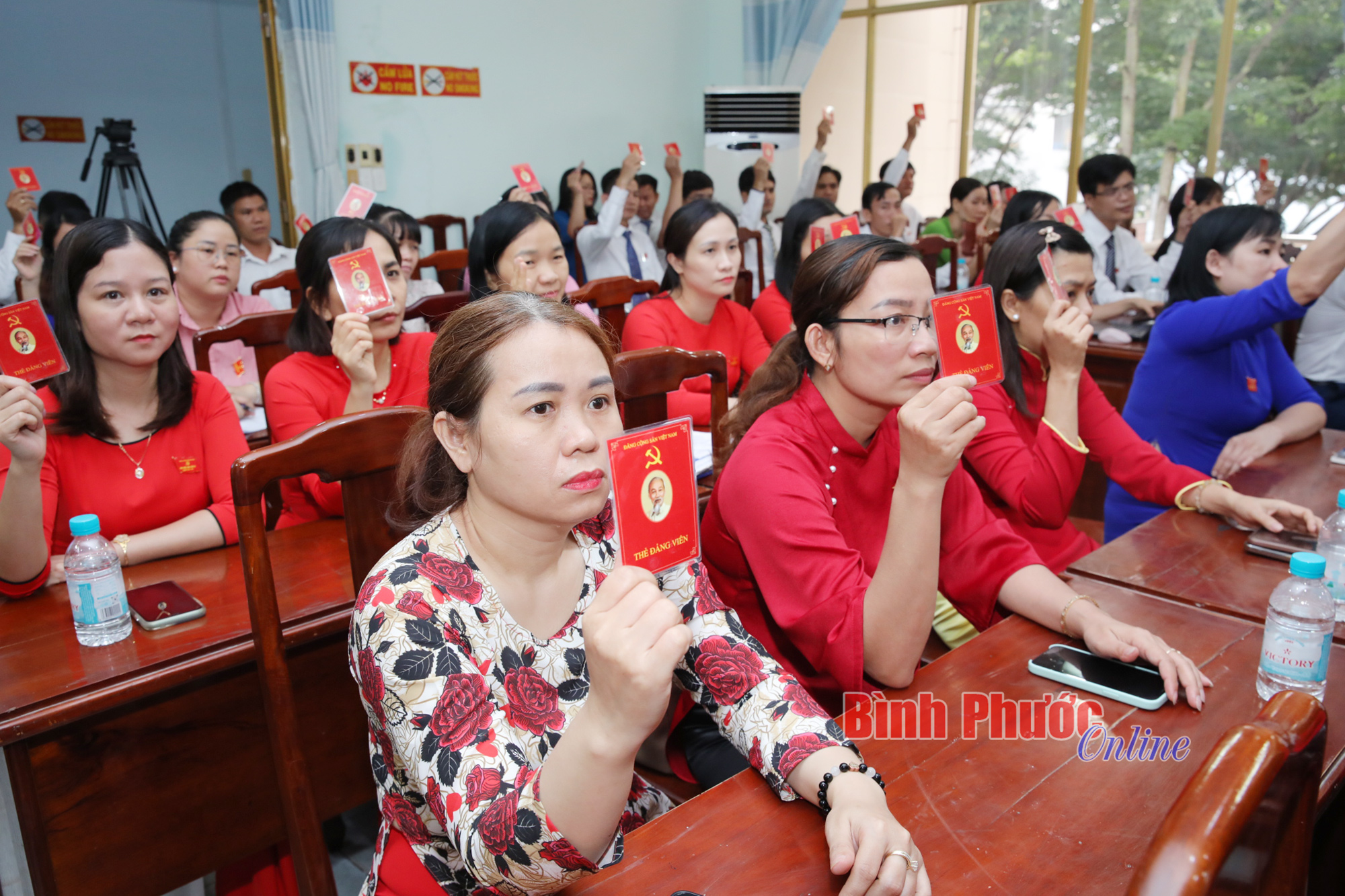 Đảng bộ Sở Nội vụ nhiều chỉ tiêu đạt và vượt Đảng bộ Sở Nội vụ nhiều chỉ tiêu đạt và vượt