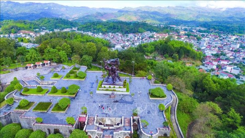 Đánh thức tiềm năng du lịch trên khắp đất nước Đánh thức tiềm năng du lịch trên khắp đất nước