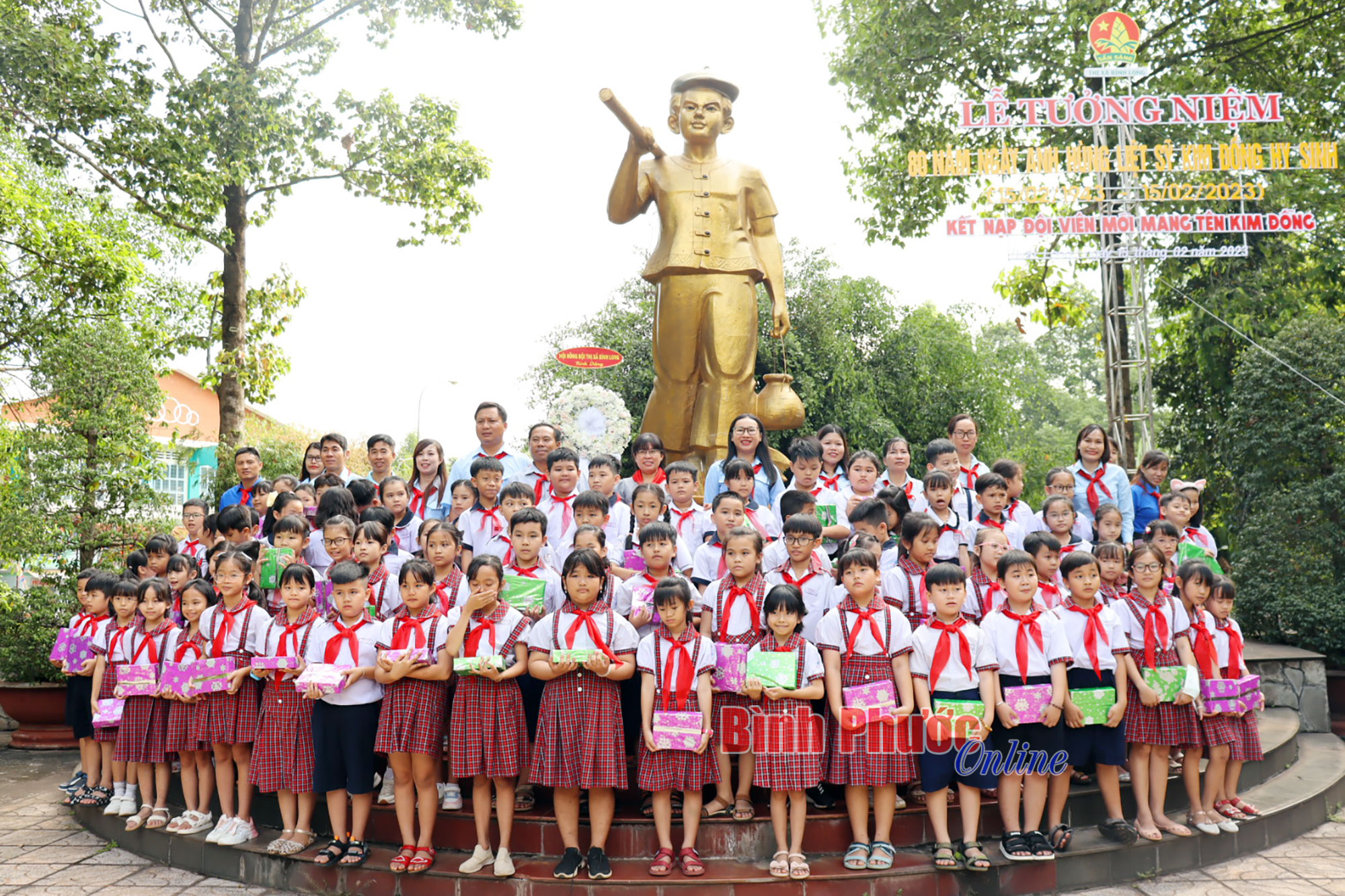 dao_bieu_chuo_hinh_luu_niem_12324715022023.jpg