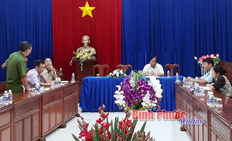 Bù Đăng ngăn chặn "cò" đấu giá đất Bù Đăng ngăn chặn "cò" đấu giá đất
