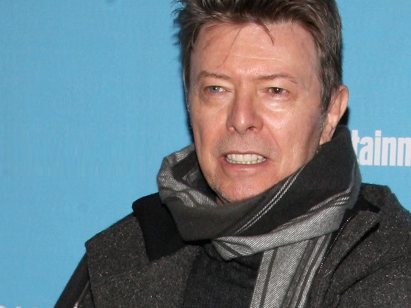 Huyền thoại nhạc rock David Bowie qua đời vì căn bệnh ung thư Huyền thoại nhạc rock David Bowie qua đời vì căn bệnh ung thư