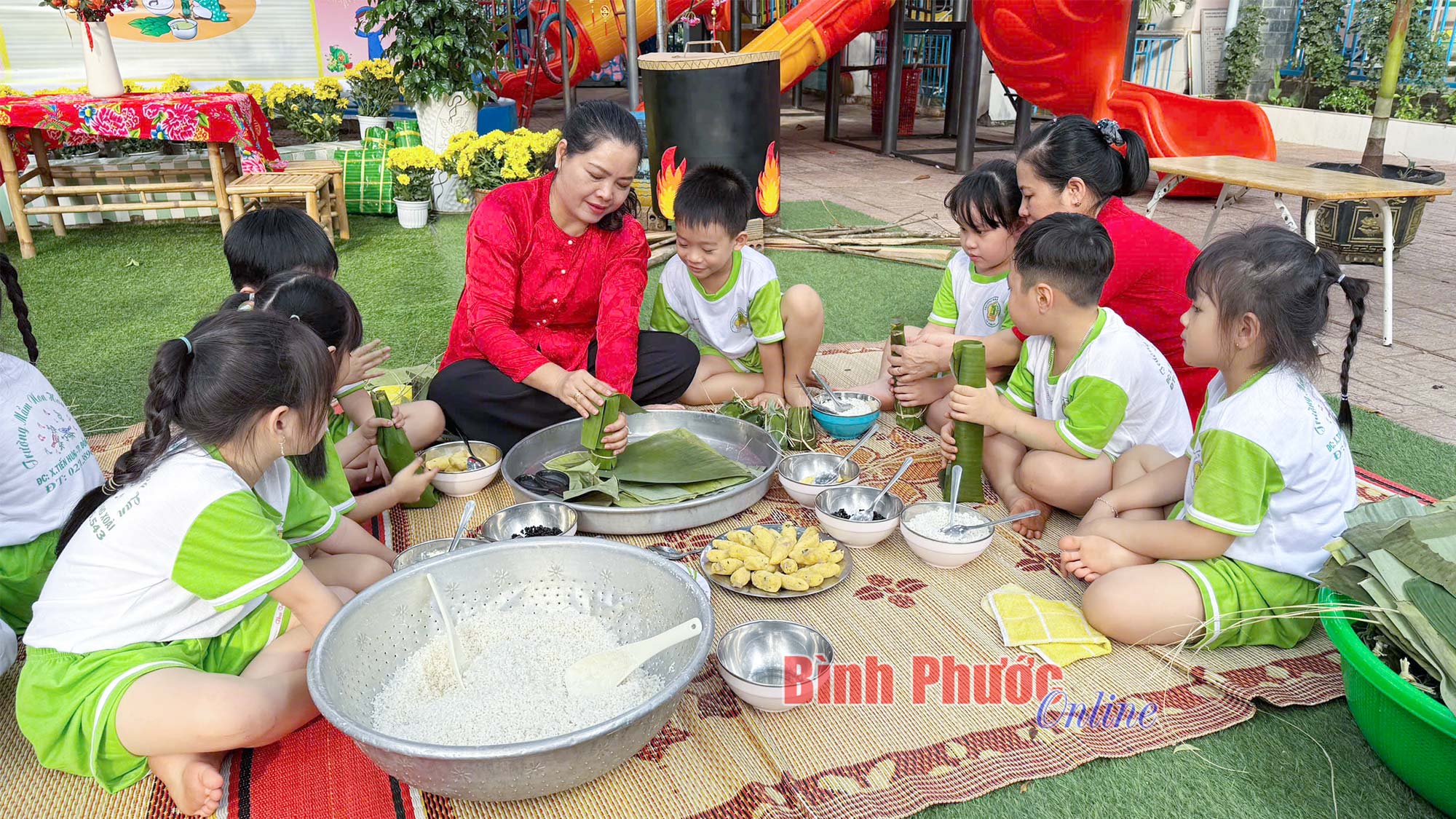 Dạy trẻ thêm yêu tết Việt